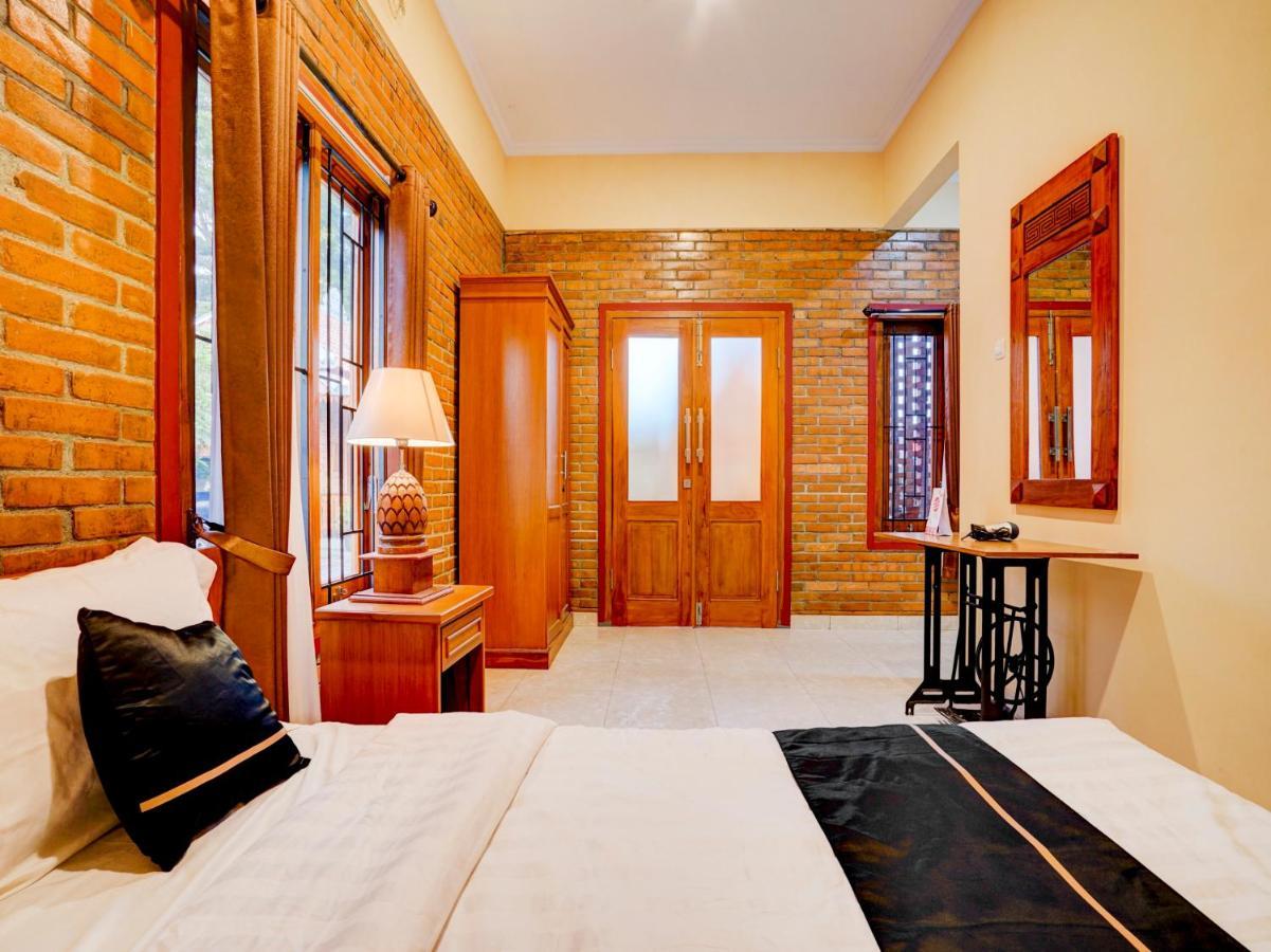 Super Oyo Collection O 90265 Cempoko Mulyo Homestay Syariah Tugu Exterior foto