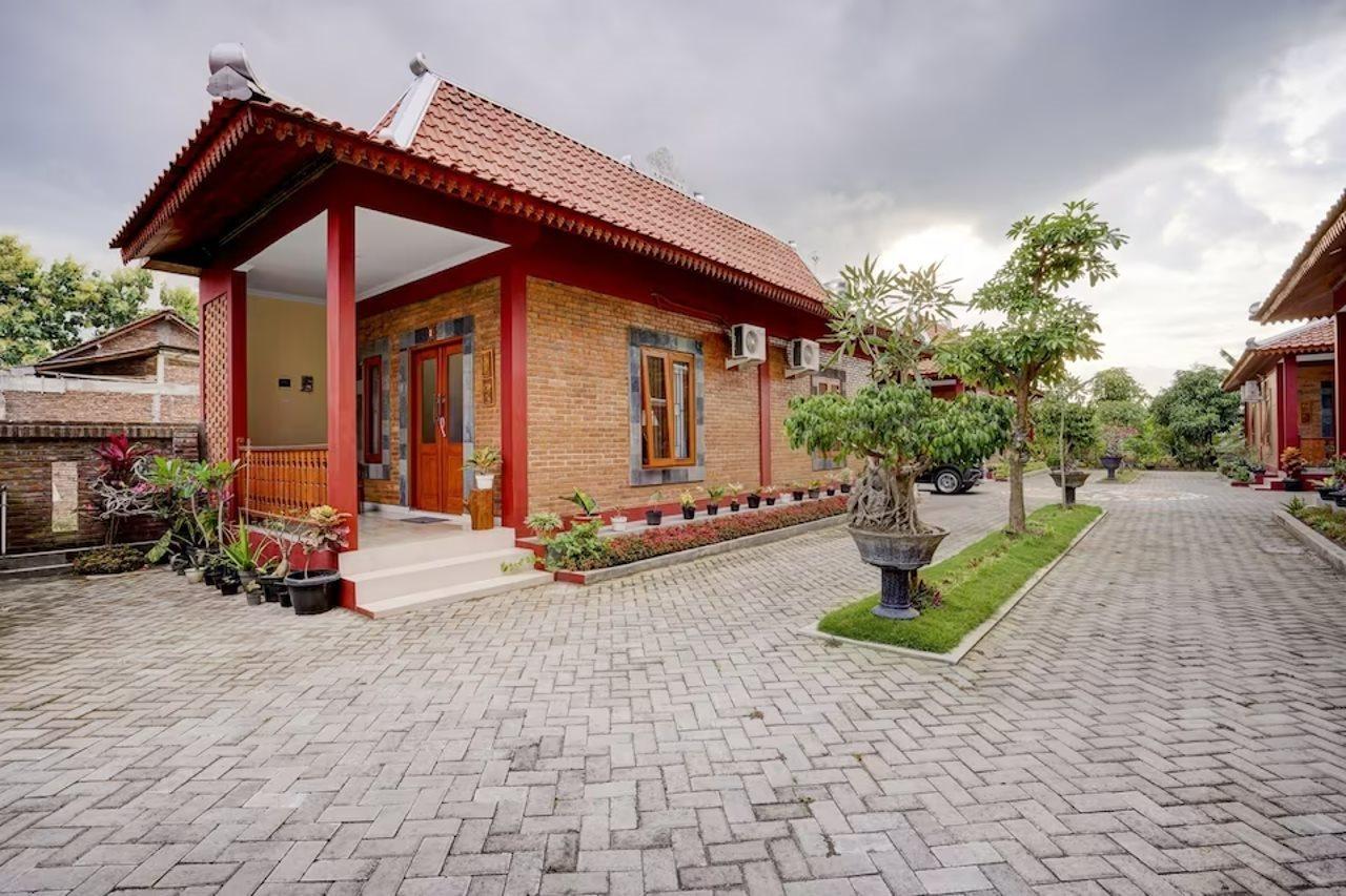 Super Oyo Collection O 90265 Cempoko Mulyo Homestay Syariah Tugu Exterior foto